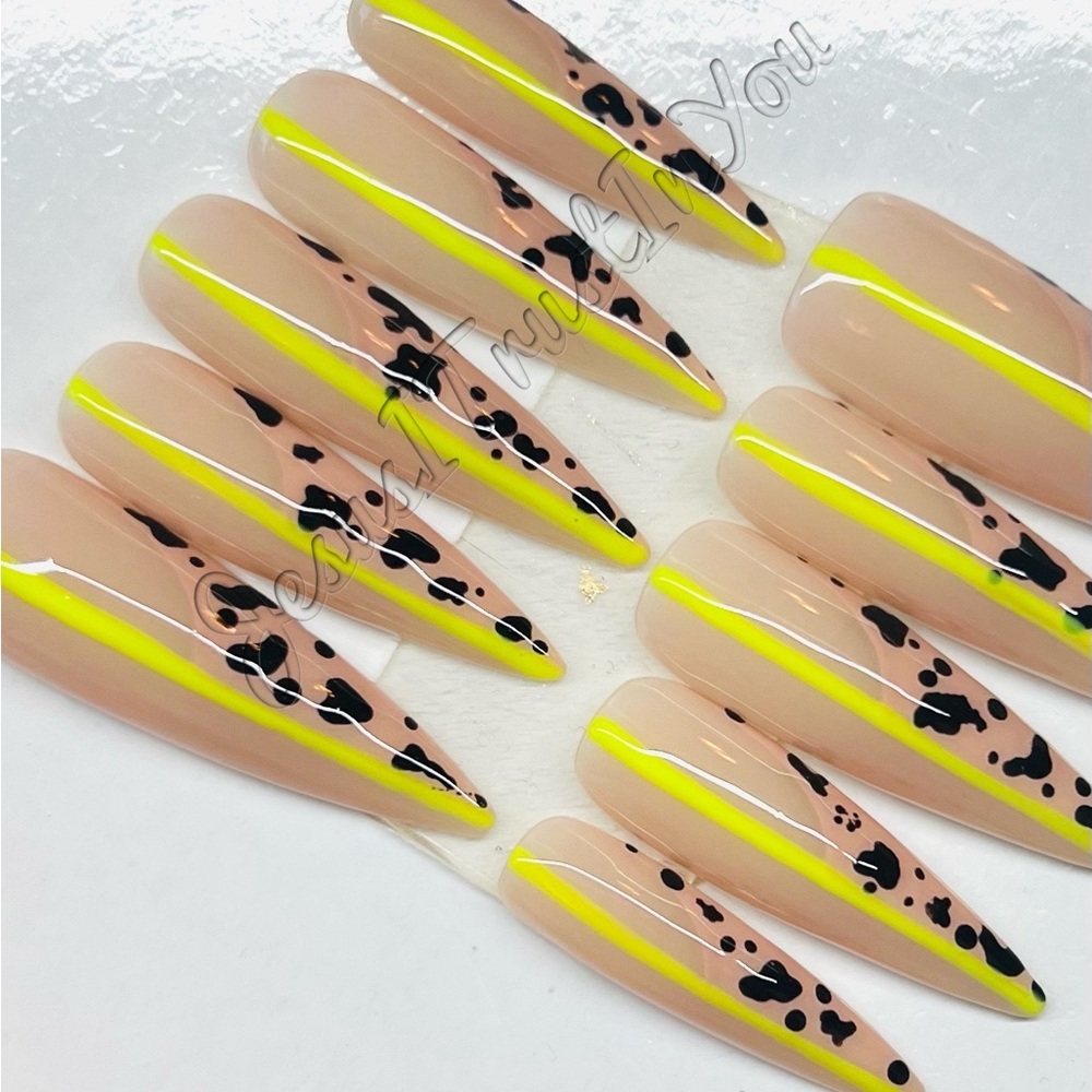 2X Stilettos Press on Nails Cheetah